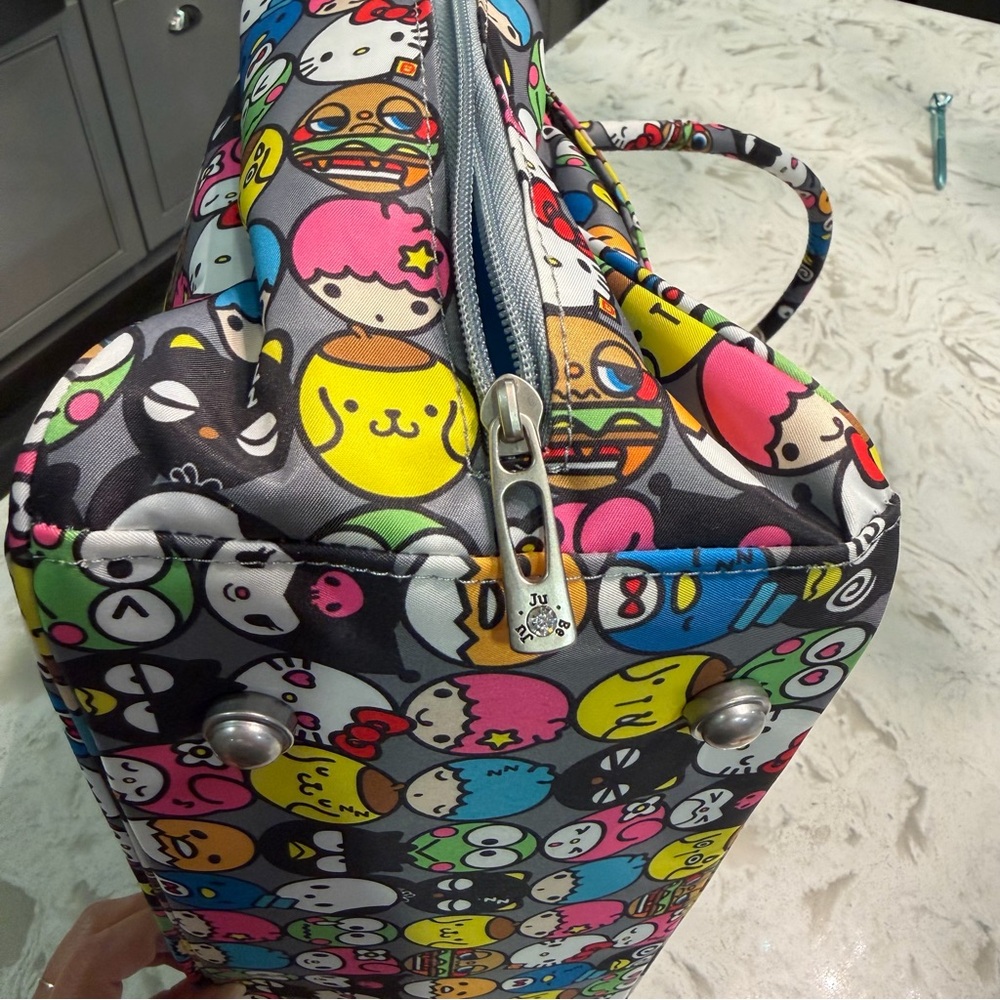 Jujube Hello Kitty Be Classy Like New Sanrio Hello Friend - Picture 15 of 16